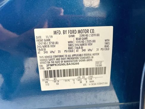 Used 2020 Ford Edge SE FWD image 33