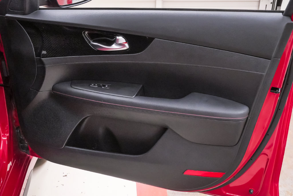 Used 2022 Kia Forte GT w/ GT Technology Package FWD image 27