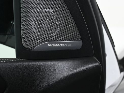 Certified 2024 BMW X5 xDrive40i w/ M Sport Package image 28