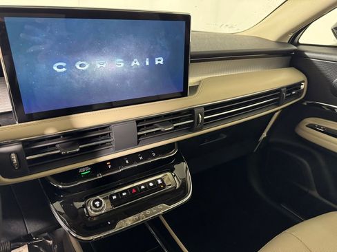 New 2026 Lincoln Corsair Premiere image 27