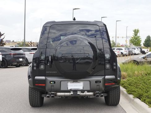 New 2026 Land Rover Defender 110 V8 AWD/4WD image 6