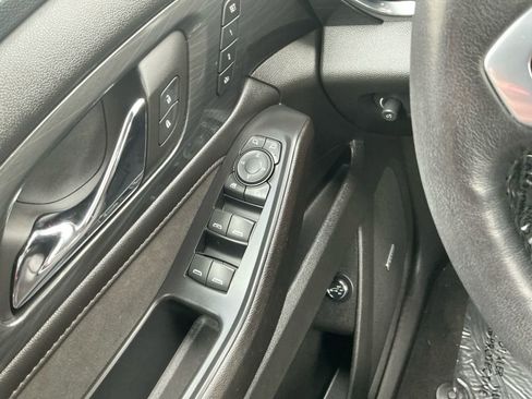 Used 2022 Chevrolet Traverse High Country w/ LPO, Floor Liner Package image 19