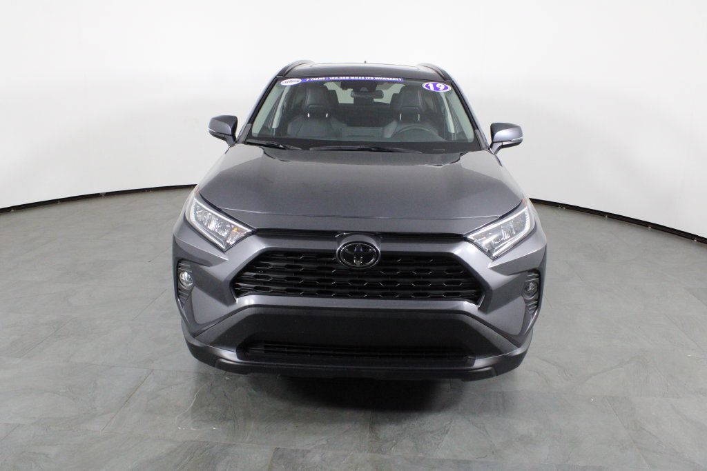 Used 2019 Toyota RAV4 XLE Premium w/ Cold Weather Package FWD image 12