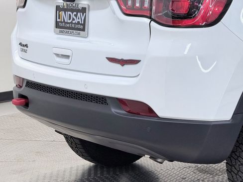 Used 2024 Jeep Compass Trailhawk image 9