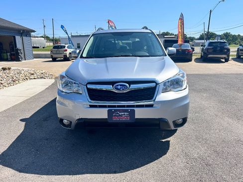 Used 2016 Subaru Forester 2.5i Limited w/ Popular Package #2 AWD/4WD image 2
