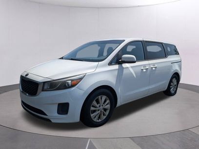 Used 2017 Kia Sedona LX