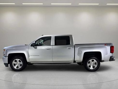 Used 2018 Chevrolet Silverado 1500 LT w/ All Star Edition AWD/4WD image 14