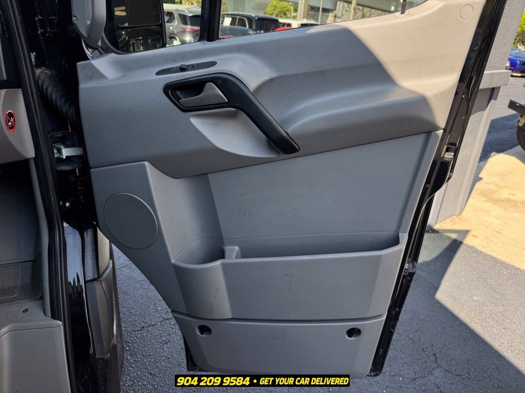 Used 2017 Mercedes-Benz Sprinter 3500 image 24