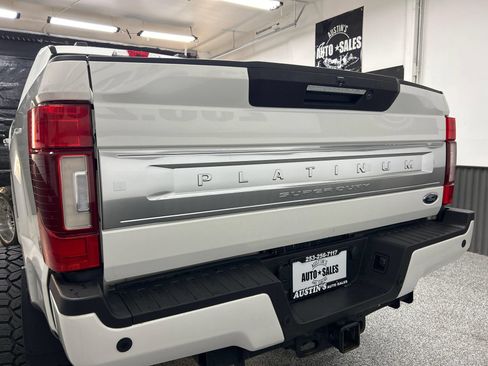 Used 2021 Ford F350 Platinum AWD/4WD image 5