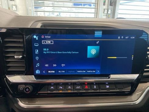 Used 2022 Chevrolet Silverado 1500 High Country w/ High Country Premium Package image 20