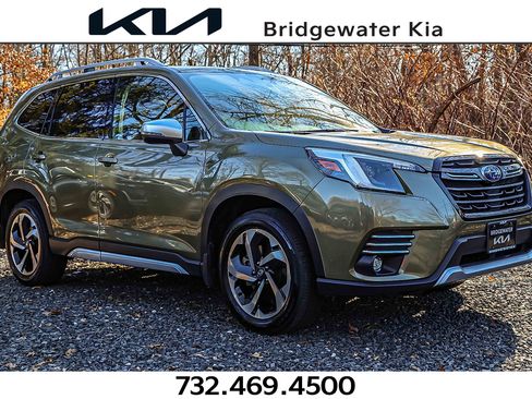 Used 2024 Subaru Forester Touring image 1