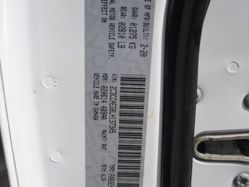 Used 2020 Chrysler 300 Limited image 33