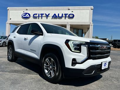 Used 2025 GMC Terrain Elevation