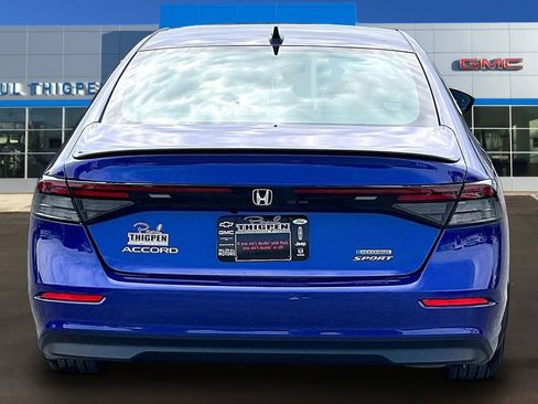 Used 2023 Honda Accord Sport image 5