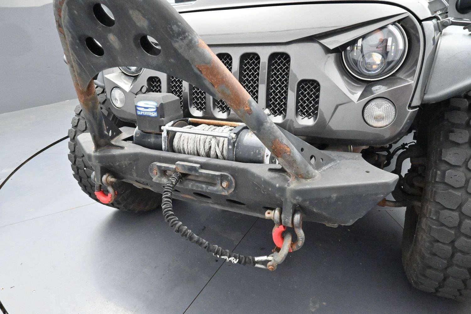 Used 2016 Jeep Wrangler Unlimited Rubicon w/ Dual Top Group AWD/4WD image 31