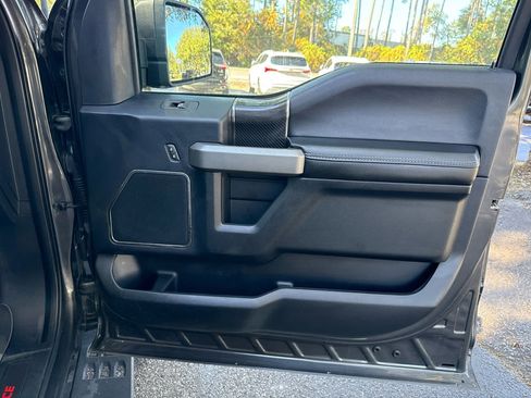 Used 2019 Ford F150 Raptor w/ Equipment Group 802A Luxury image 23