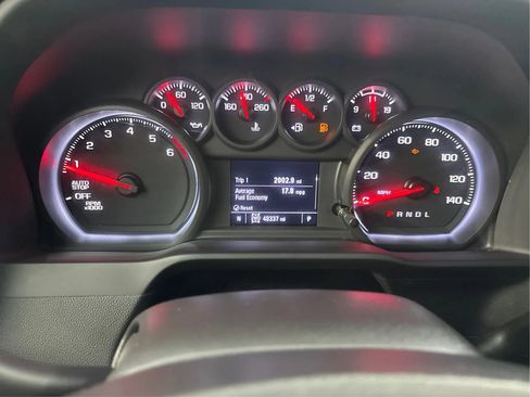 Used 2022 Chevrolet Silverado 1500 Custom w/ LPO, Dark Essentials Package AWD/4WD image 23