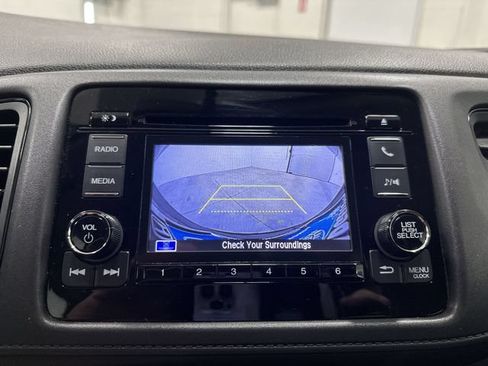 Used 2022 Honda HR-V LX image 20