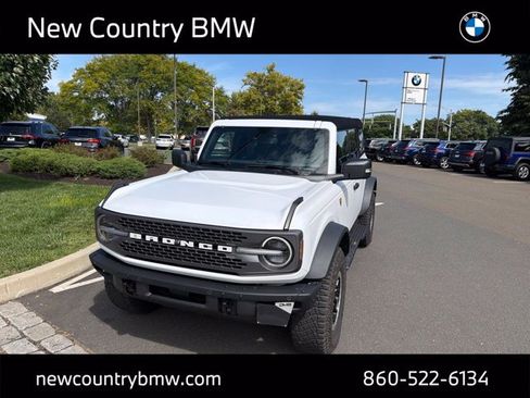 Used 2024 Ford Bronco Badlands AWD/4WD image 3