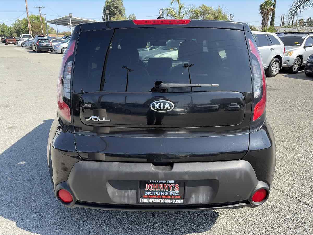 Used 2016 Kia Soul FWD image 3