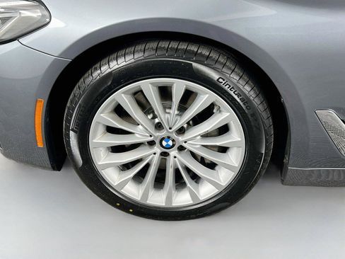 Used 2021 BMW 530i xDrive w/ Premium Package AWD/4WD image 34