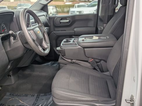 Used 2023 Chevrolet Silverado 1500 Custom image 16