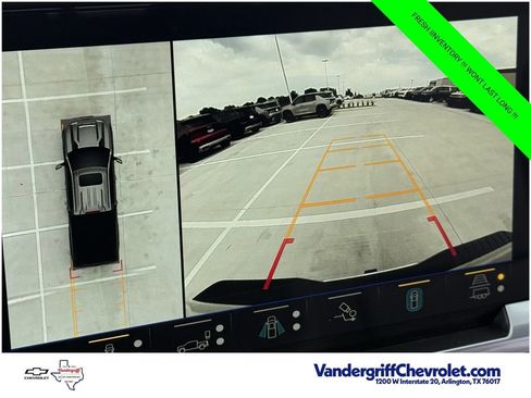 Used 2025 Chevrolet Silverado 2500 LTZ w/ LTZ Convenience Package AWD/4WD image 16