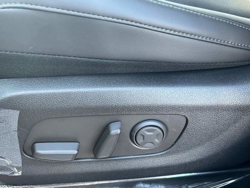 New 2026 Kia Carnival EX FWD image 23