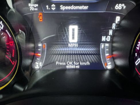 Used 2019 Dodge Challenger R/T w/ Driver Convenience Group RWD image 12