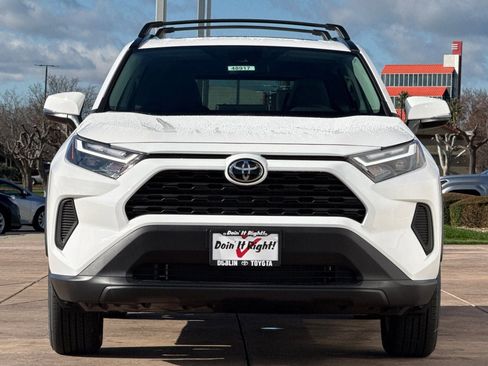 New 2025 Toyota RAV4 XLE image 10