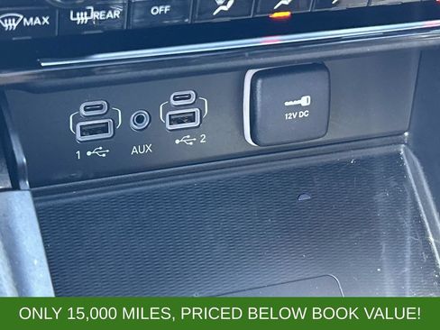 Used 2024 Jeep Grand Cherokee Altitude AWD/4WD image 24