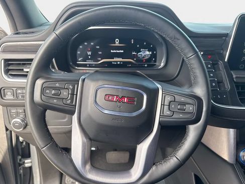 Used 2024 GMC Yukon SLT w/ SLT Premium Package AWD/4WD image 23