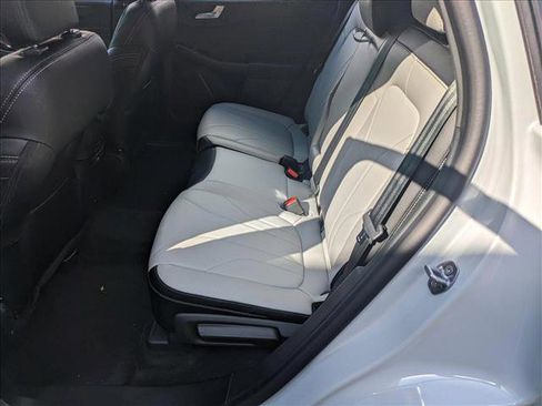 New 2025 Ford Escape SE w/ PHEV Premium Package image 14