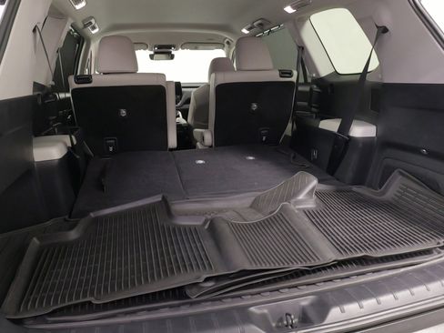 Used 2024 Toyota Grand Highlander XLE image 54