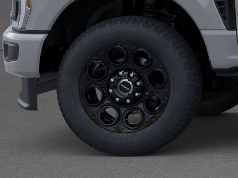 New 2026 Ford F250 Lariat w/ Black Appearance Package AWD/4WD image 18