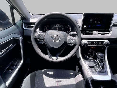 Used 2024 Toyota RAV4 XLE w/ Convenience Package FWD image 6