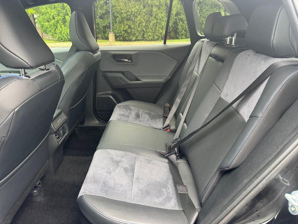 Used 2026 Toyota RAV4 XSE w/ Weather Package AWD/4WD image 18