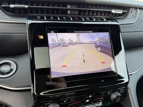 New 2025 Jeep Grand Cherokee L Altitude image 19