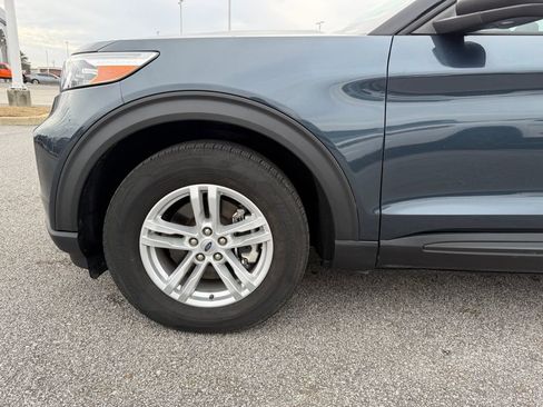 Used 2022 Ford Explorer XLT image 27
