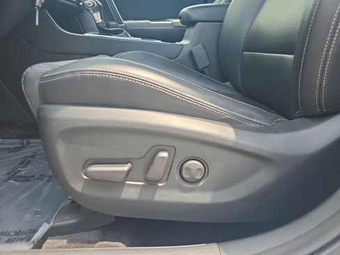 Used 2022 Kia Sportage Nightfall Edition FWD image 25