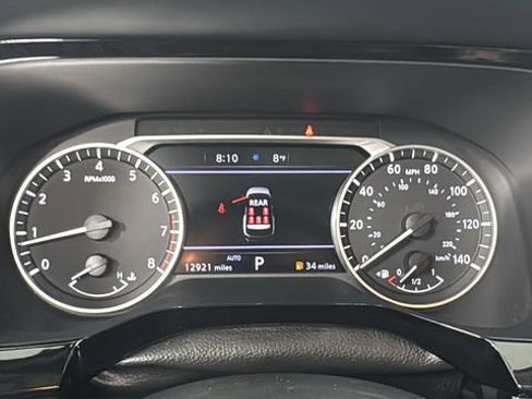 Used 2024 Nissan Pathfinder SV w/ SV Premium Package image 22