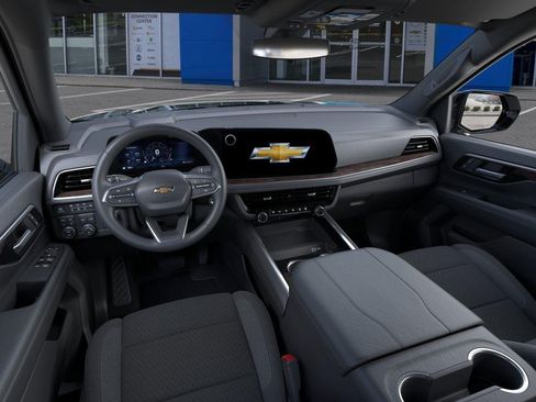 New 2026 Chevrolet Suburban LS w/ LS Custom Edition AWD/4WD image 15
