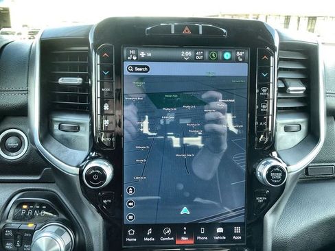 Used 2023 RAM 1500 Laramie AWD/4WD image 18
