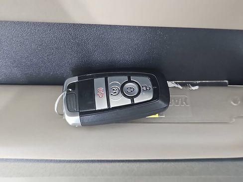 Used 2023 Ford Bronco Wildtrak AWD/4WD image 40
