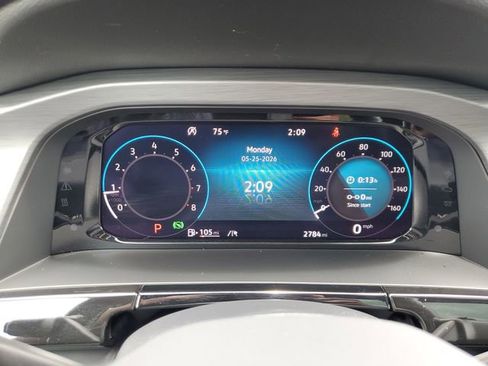 Certified 2025 Volkswagen Atlas Cross Sport SE w/ Panoramic Sunroof Package FWD image 24