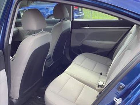 Used 2019 Hyundai Elantra Value Edition FWD image 12