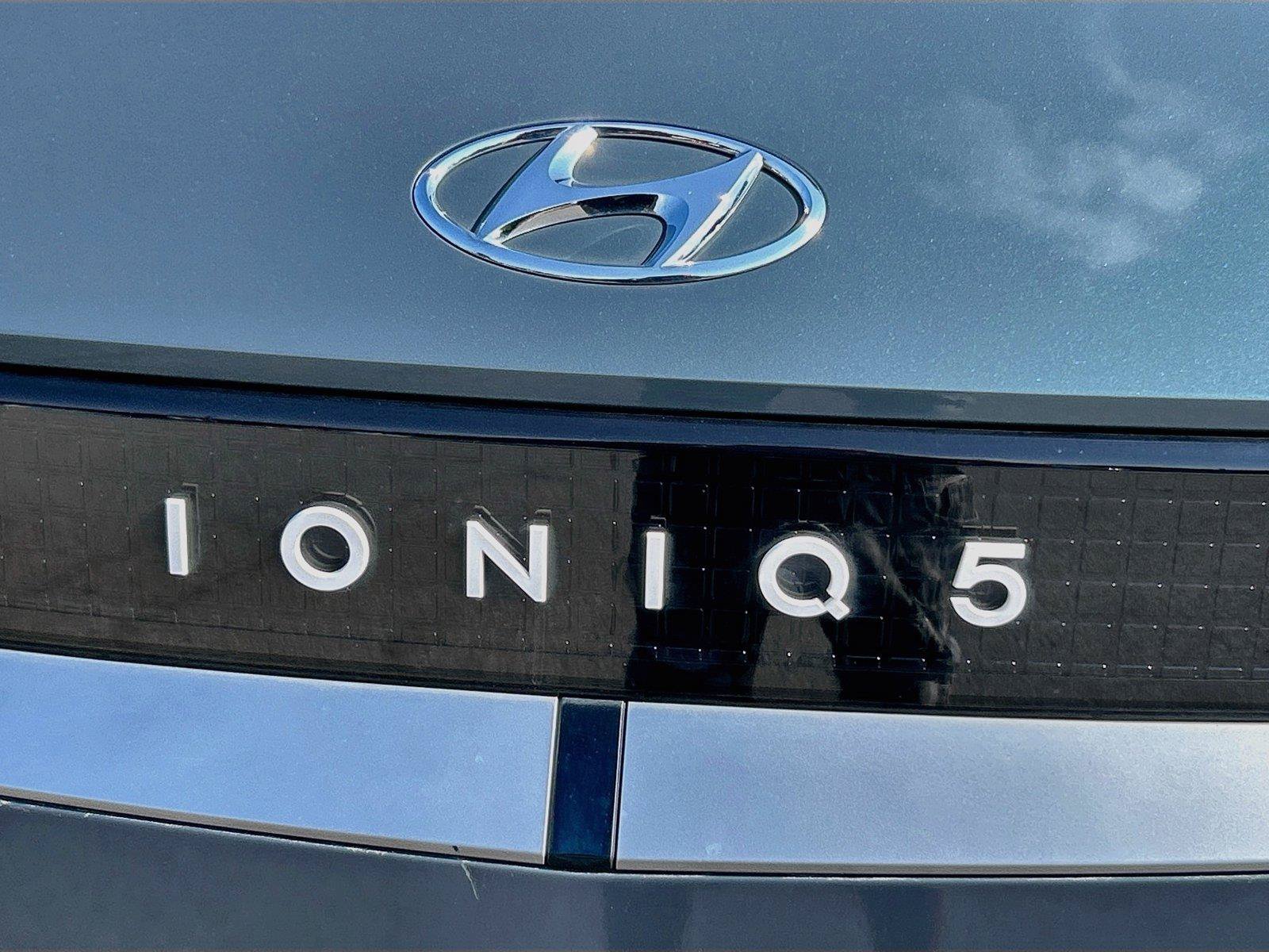 Used 2024 Hyundai Ioniq 5 SEL RWD image 12