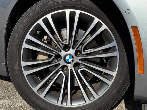 Used 2017 BMW 530i xDrive image 27