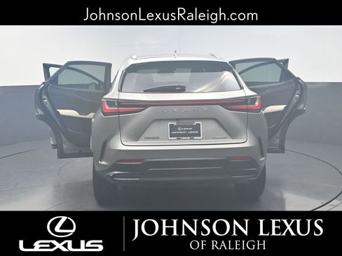 Used 2022 Lexus NX 250 FWD image 26