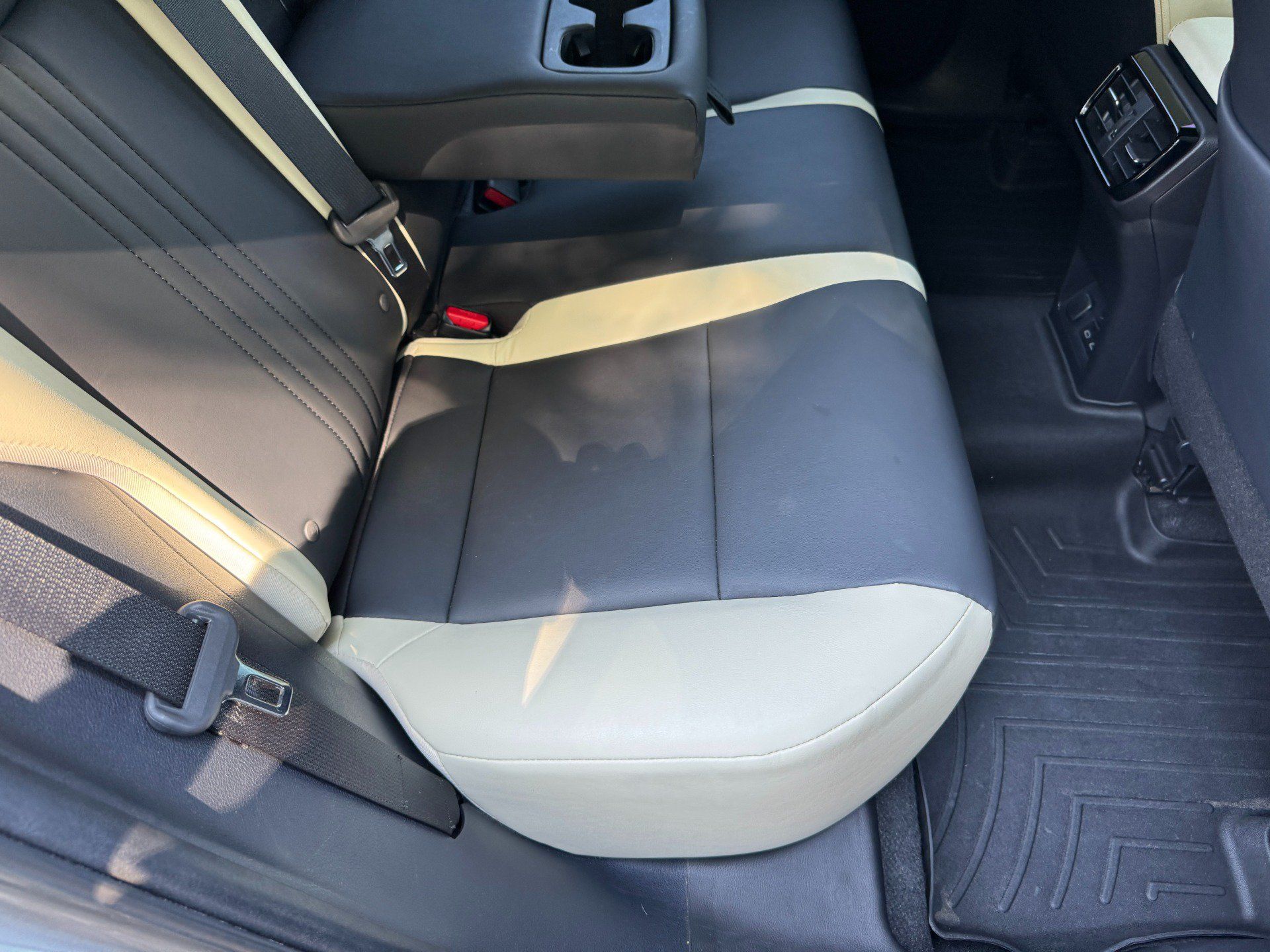 Used 2024 Lexus NX 250 FWD w/ Towing Package (2000 Lbs) image 68